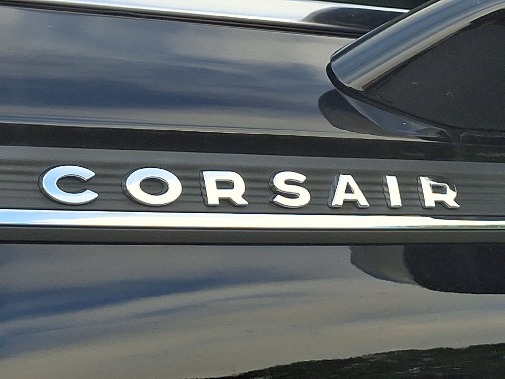 Used 2023 Lincoln Corsair Reserve AWD/4WD image 30