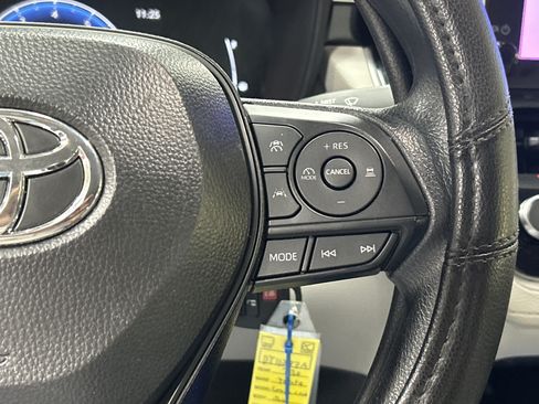 Used 2026 Toyota Corolla Cross L FWD image 20