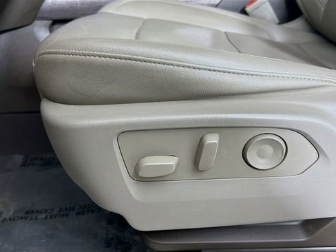 Used 2024 Chevrolet Silverado 2500 LTZ w/ LTZ Convenience Package image 23