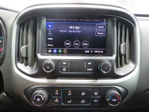 Used 2021 Chevrolet Colorado LT w/ Redline Special Edition image 18