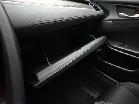 Certified 2019 Honda Civic EX image 29