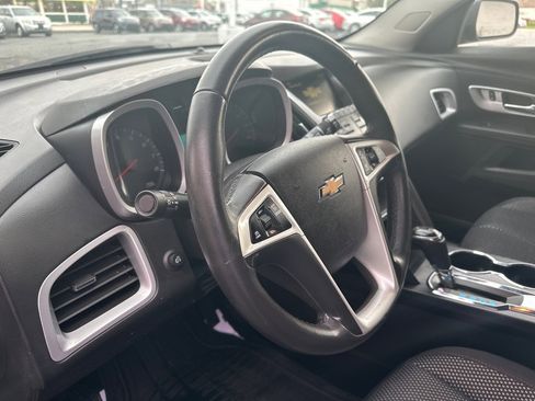 Used 2017 Chevrolet Equinox LT w/ Convenience Package image 23