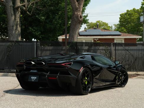 Used 2024 Lamborghini Revuelto AWD/4WD image 10