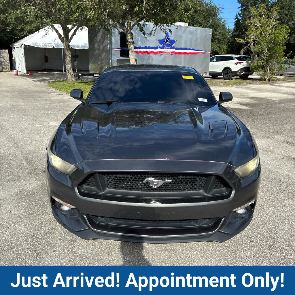 Used 2016 Ford Mustang GT RWD image 2