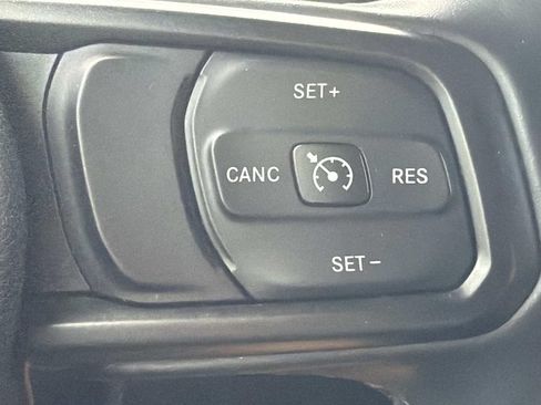 Used 2020 Jeep Wrangler Unlimited Sport S AWD/4WD image 19
