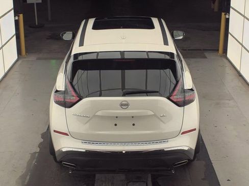 Certified 2024 Nissan Murano SL image 3