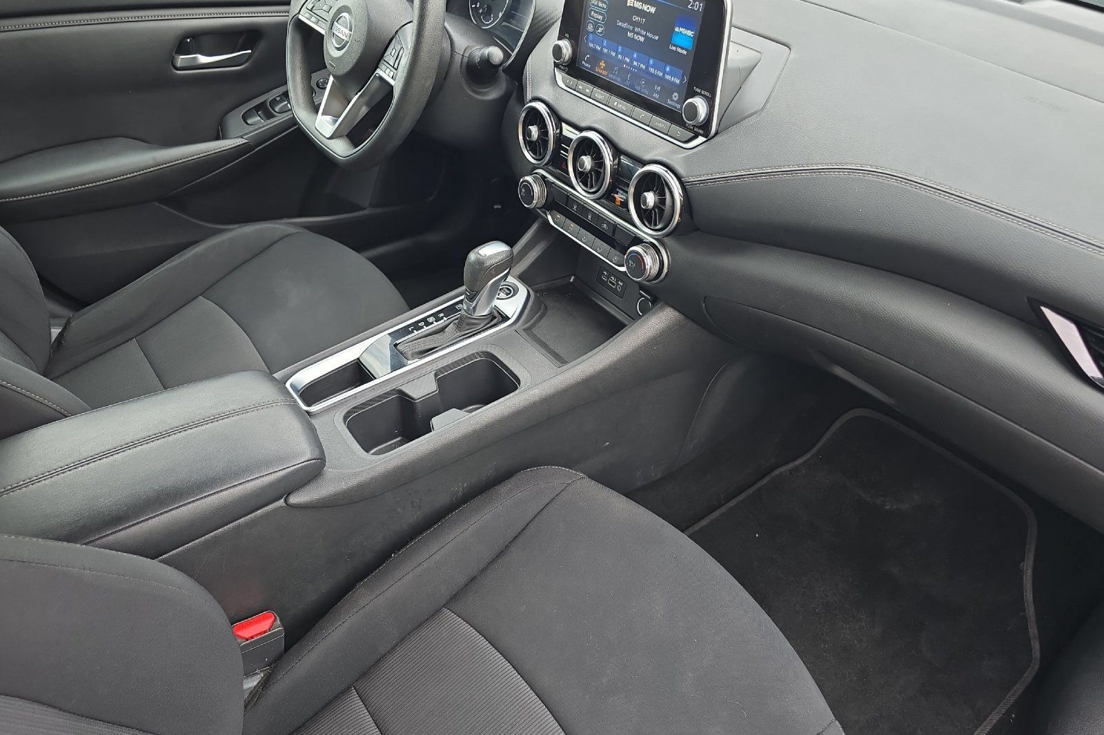 Used 2023 Nissan Sentra SV FWD image 15