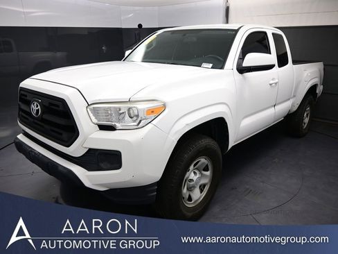 Used 2016 Toyota Tacoma SR w/ SR Convenience Package image 1