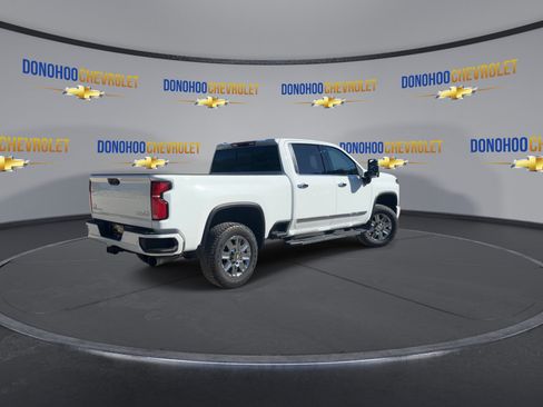 New 2026 Chevrolet Silverado 2500 High Country w/ Z71 Off-Road Package AWD/4WD image 11