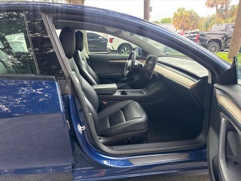 Used 2022 Tesla Model 3 RWD image 19