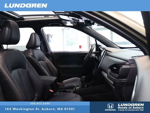 Used 2025 Subaru Forester Limited AWD/4WD image 16