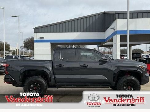Certified 2025 Toyota Tacoma TRD Pro image 1