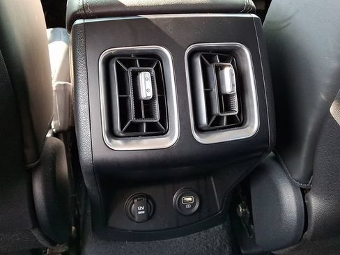 Used 2021 Kia Sorento S AWD/4WD image 11