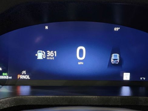 Used 2025 Ford Explorer Active w/ Active Comfort Package image 82