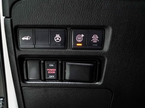 Used 2020 Nissan Armada Platinum w/ Captain's Chairs Package image 40