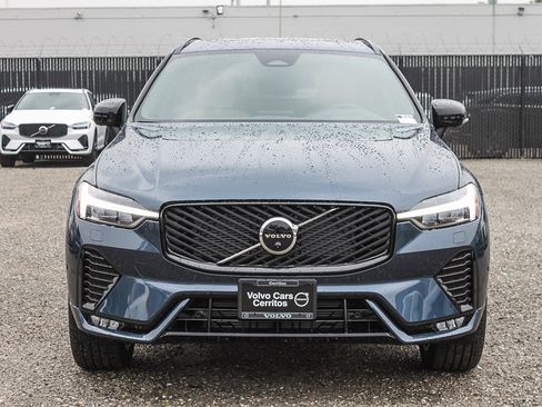 New 2026 Volvo XC60 B5 Plus w/ Climate Package PRO image 2