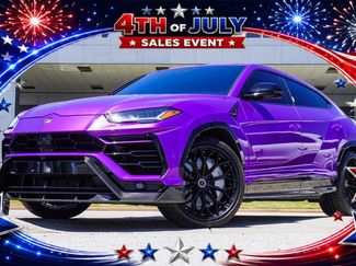Used 2022 Lamborghini Urus AWD/4WD video 1