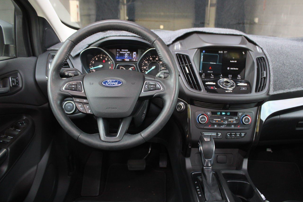 Used 2019 Ford Escape Titanium AWD/4WD image 18