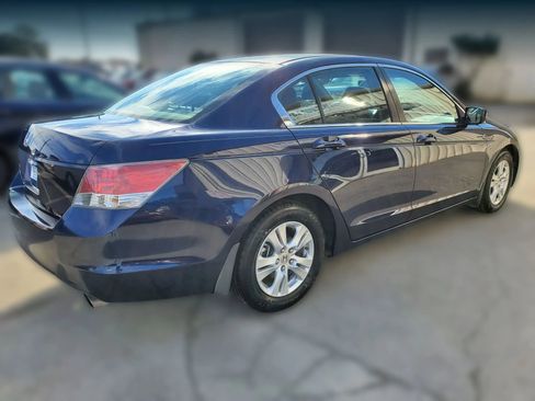 Used 2010 Honda Accord LX-P image 11
