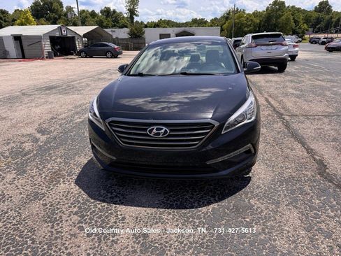 Used 2015 Hyundai Sonata Limited w/ Winter Package FWD image 3
