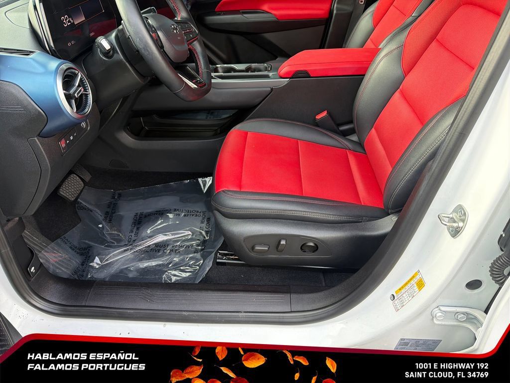 Certified 2024 Chevrolet Equinox EV RS FWD image 15