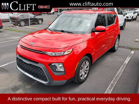 Used 2020 Kia Soul LX FWD image 1