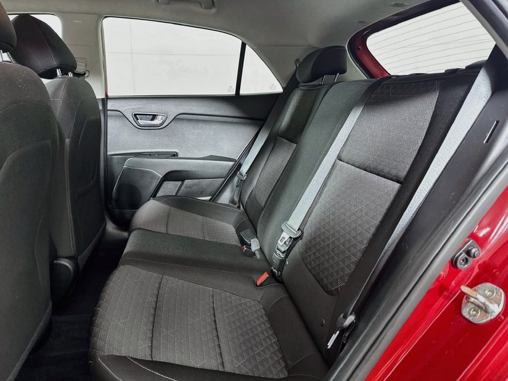 Used 2018 Kia Rio S FWD image 26