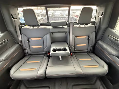 New 2026 GMC Sierra 1500 AT4 w/ AT4 Premium Package image 21