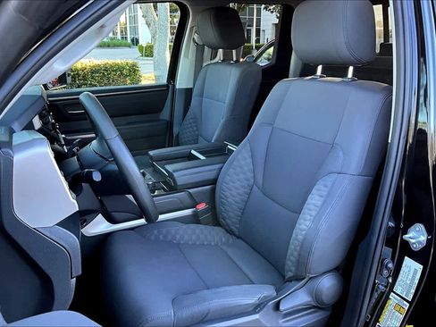 Used 2022 Toyota Tundra SR5 image 7