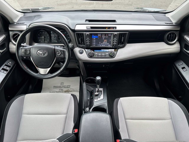Used 2017 Toyota RAV4 XLE AWD/4WD image 46