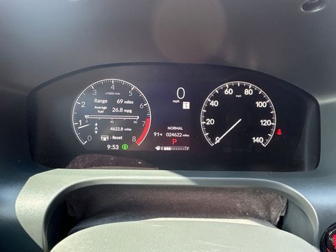 Certified 2025 Honda HR-V Sport image 19