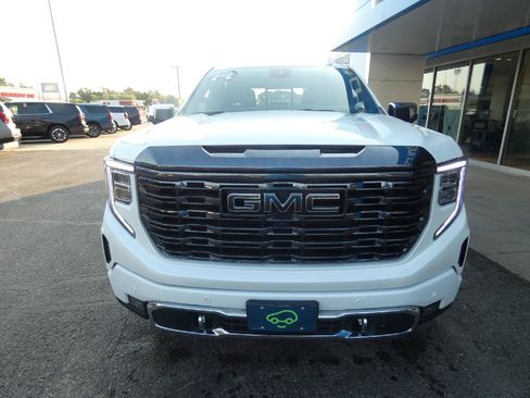Certified 2022 GMC Sierra 1500 Denali Ultimate AWD/4WD image 5