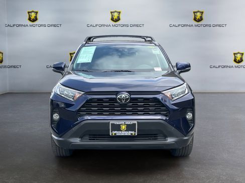 Used 2021 Toyota RAV4 XLE Premium image 2