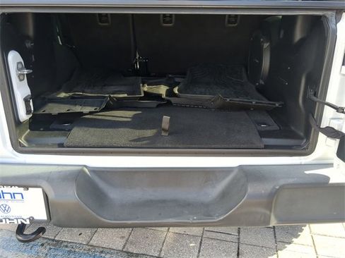 Used 2021 Jeep Wrangler Unlimited Sport image 9