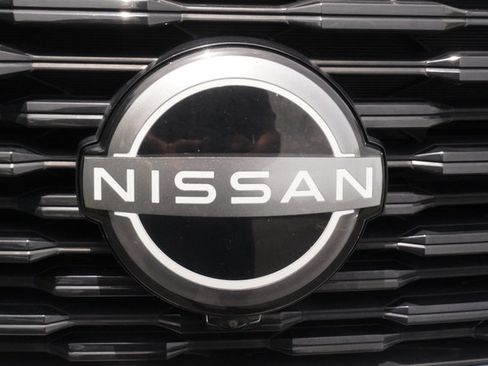 Used 2022 Nissan Rogue Platinum w/ Head-Up Display Package FWD image 40