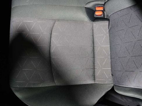 Used 2019 Toyota RAV4 XLE image 15