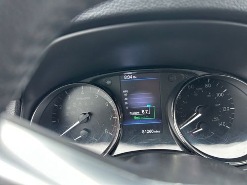 Used 2020 Nissan Rogue SV image 25