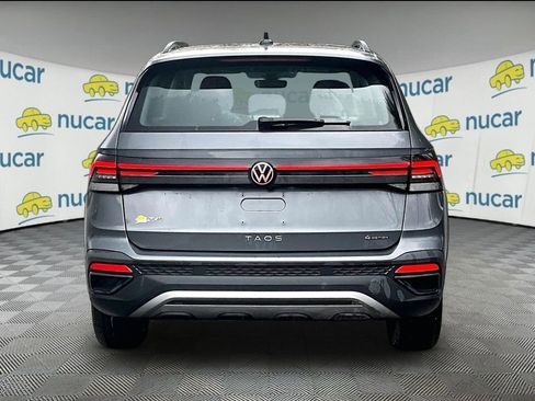 Used 2025 Volkswagen Taos S image 5