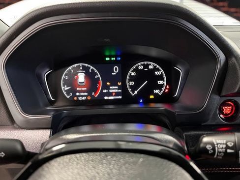 Used 2023 Honda Pilot TrailSport image 26