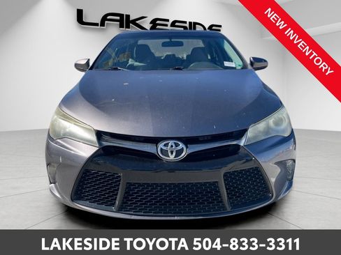 Used 2015 Toyota Camry XSE w/ Moonroof Package image 10