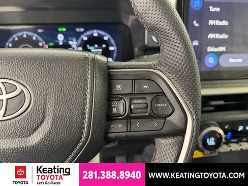 Certified 2025 Toyota Tacoma Limited AWD/4WD image 30