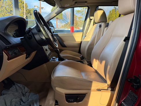 Used 2008 Land Rover LR2 SE image 14
