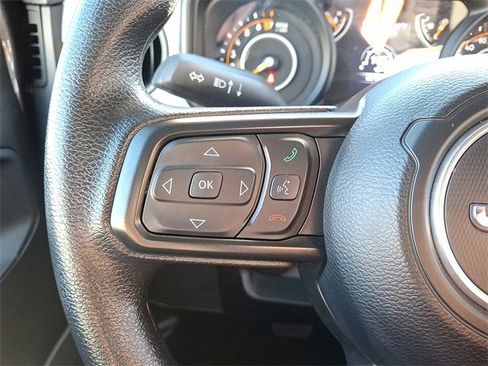 Used 2024 Jeep Gladiator Sport image 22