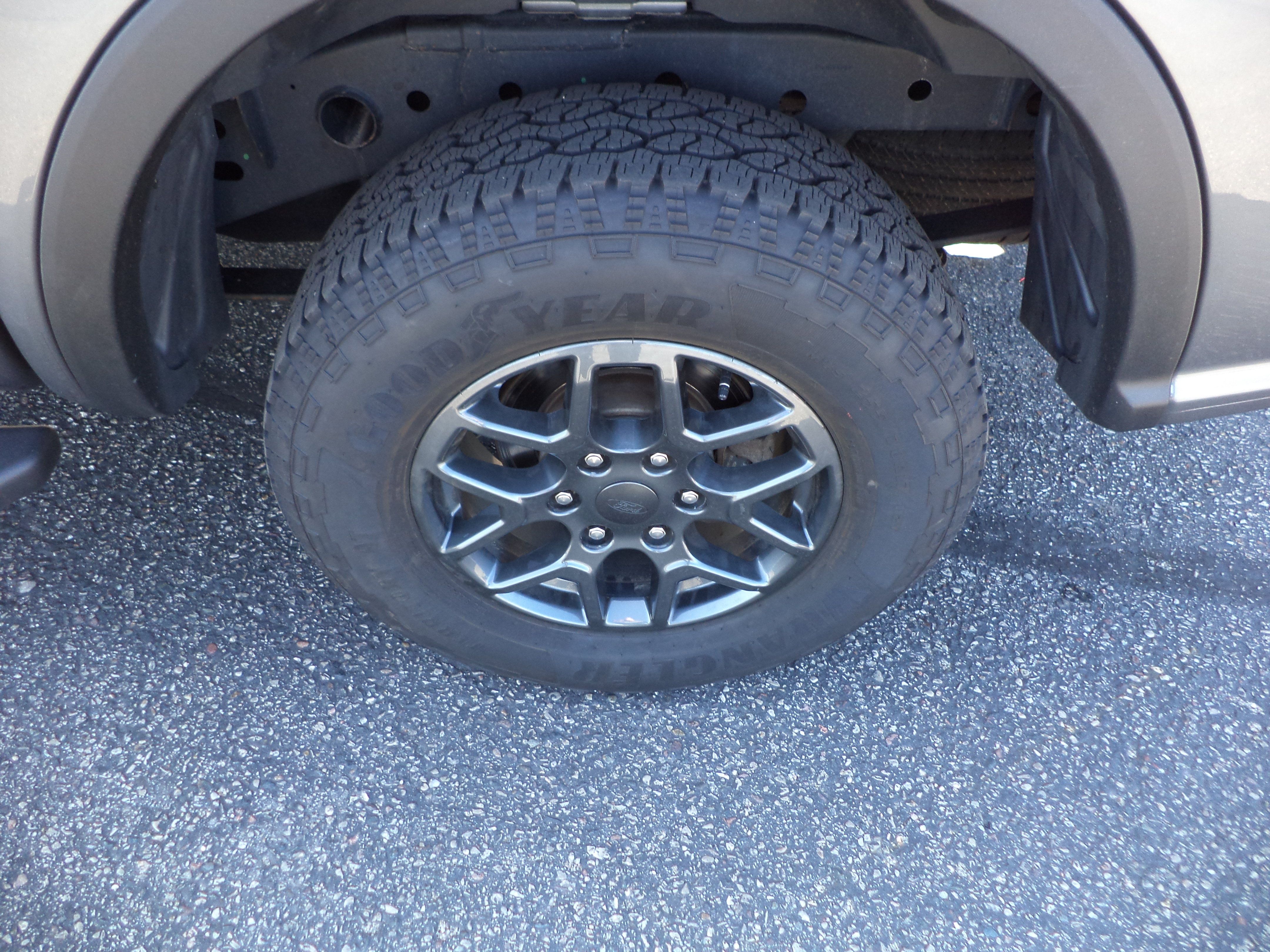 Used 2023 Ford Ranger XLT w/ Equipment Group 302A High AWD/4WD image 4