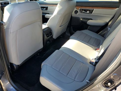 Used 2018 Honda CR-V Touring image 13