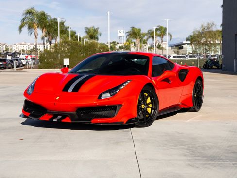 Used 2019 Ferrari 488 Pista Coupe image 98