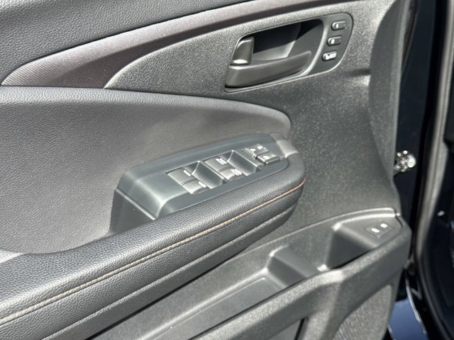 Certified 2023 Honda Passport TrailSport image 18