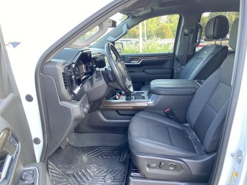 Used 2023 Chevrolet Silverado 1500 LT Trail Boss w/ Protection Package AWD/4WD image 34