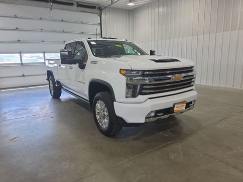 Used 2023 Chevrolet Silverado 2500 High Country w/ Z71 Off-Road Package AWD/4WD image 2