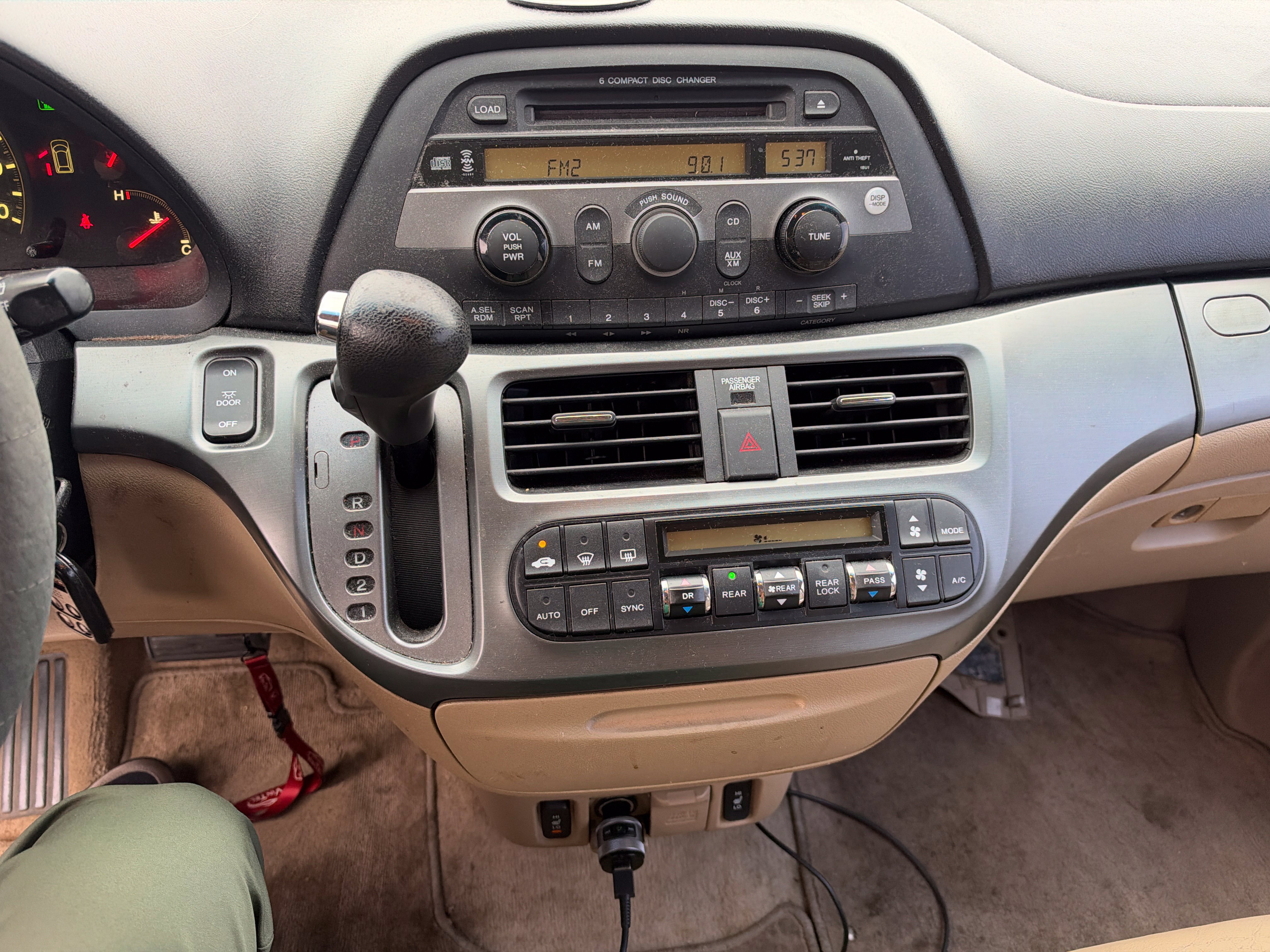 Used 2005 Honda Odyssey EX-L image 2